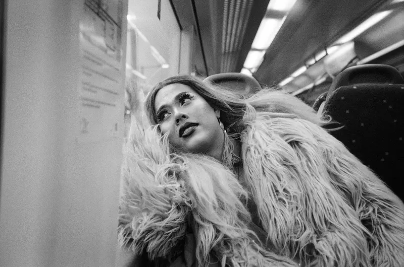 Portrait — Cassandra plage